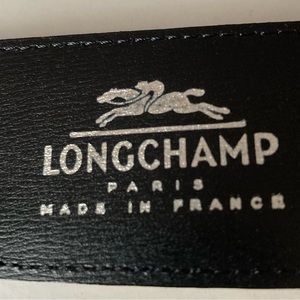 Ladies Longchamp 41 long, 1 1/2”wide, large, black leather belt